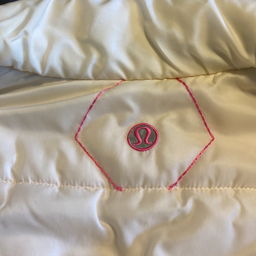 Lululemon 🦄 Down Quilted Vest - Picture 9 of 12